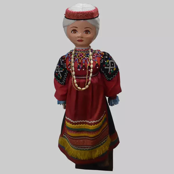 Кукла в старинном костюме с. Пузево