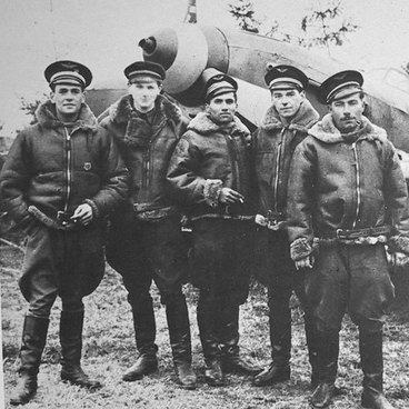 Командир с асами полка «Нормандия»