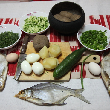 Окрошка с лещом