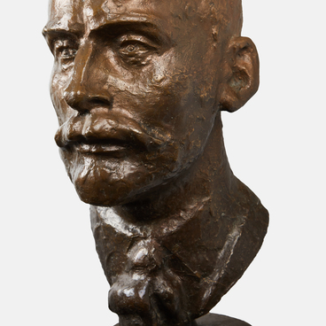 Бюст В.А. Русанова