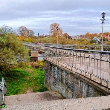 Пешеходный мост в Красной Горке
